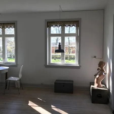 别墅 Stort Smukt Hus Med Havudsigt Taet Pa Mons Klint