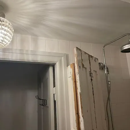 Stort Smukt Hus Med Havudsigt Taet Pa Mons Klint * Borre